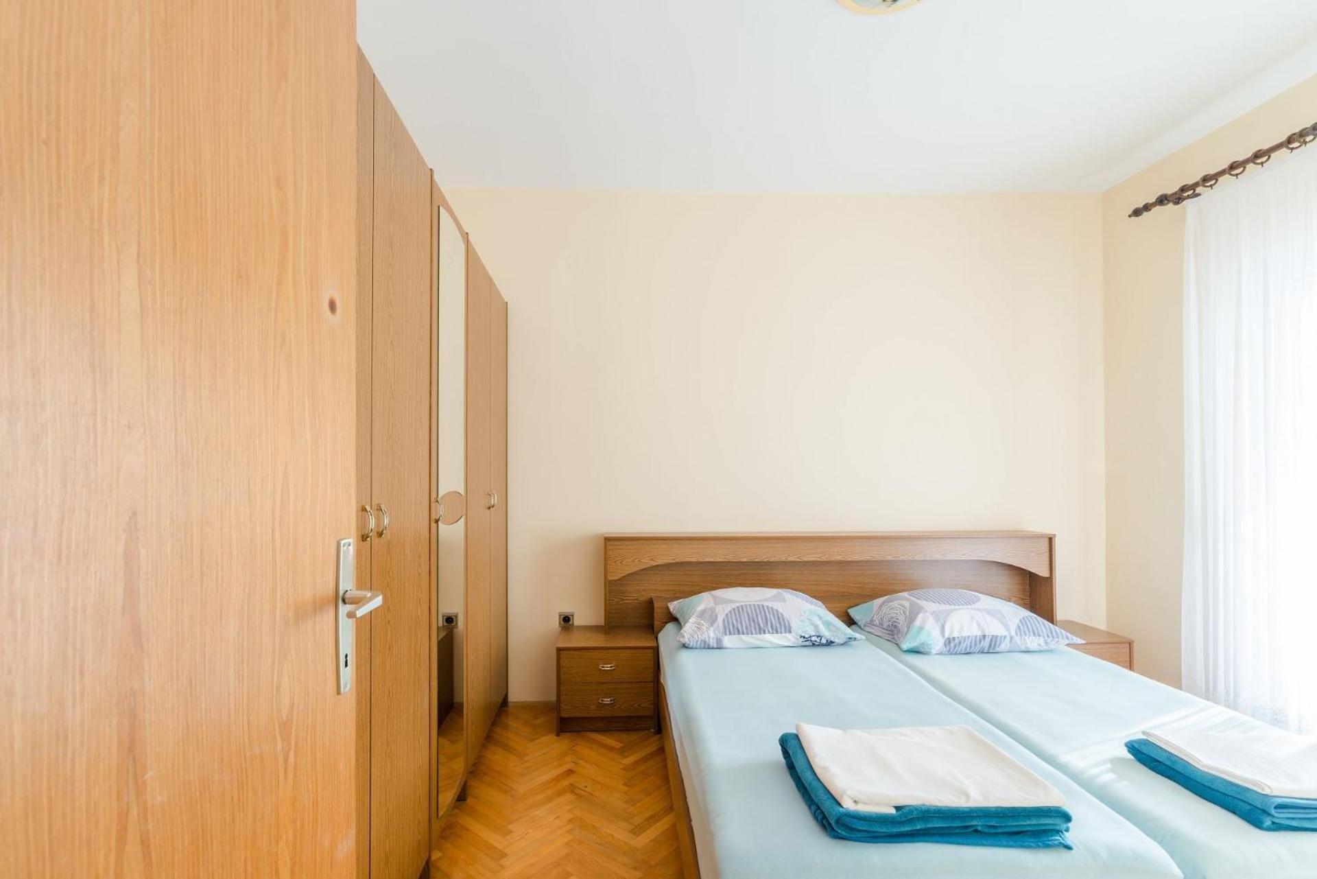 Apartments Ivica - With Parking 宁 外观 照片